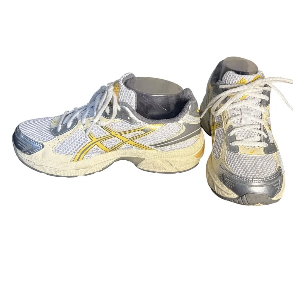Asics step into